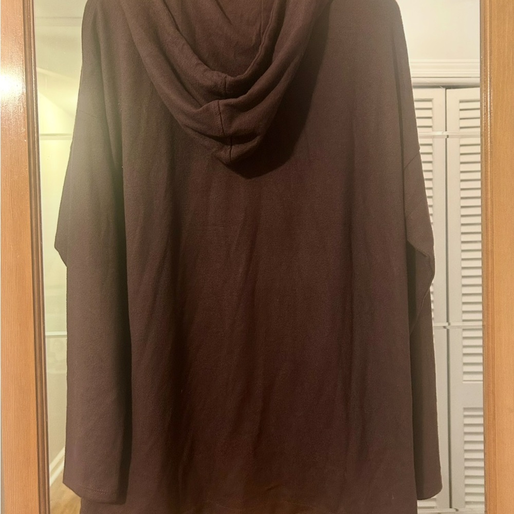 Maroon Hoodie Sweater - Picture 3 of 3